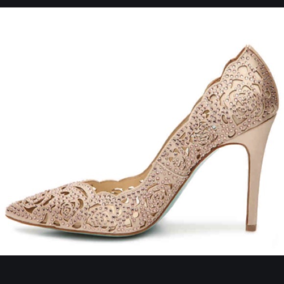 betsey johnson emili